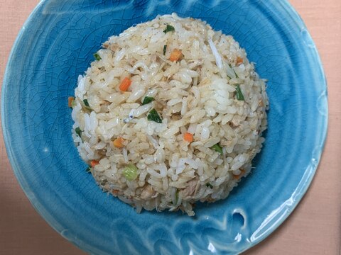 卵なし ツナとしらすのチャーハン レシピ 作り方 By こじこじ 楽天レシピ 卵なし ツナとしらすのチャーハン レシピ 作り方 By こじこじ 楽天レシピ